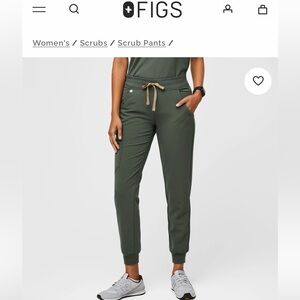 Figs Zamora Jogger Scrub Pants in moss